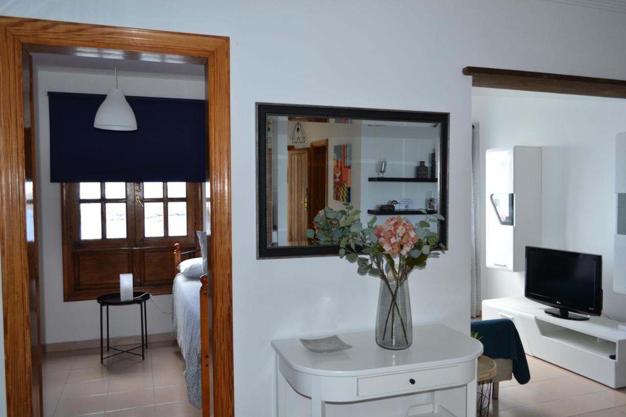 Casa Carmen Apartment Punta Mujeres Екстериор снимка