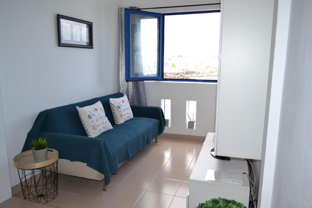 Casa Carmen Apartment Punta Mujeres Екстериор снимка