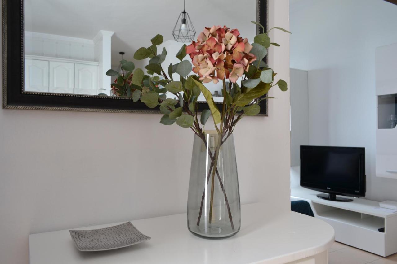 Casa Carmen Apartment Punta Mujeres Екстериор снимка