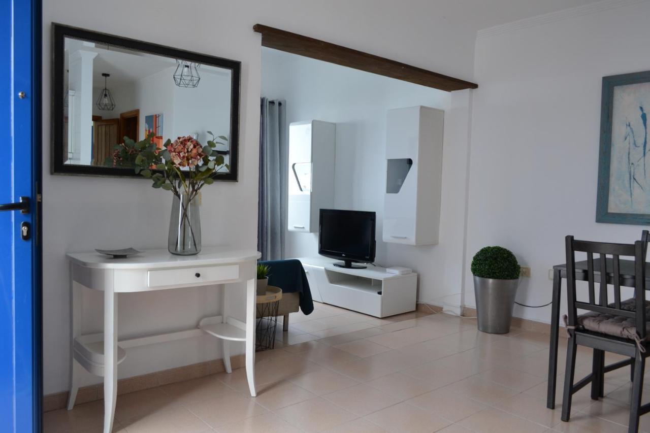 Casa Carmen Apartment Punta Mujeres Екстериор снимка